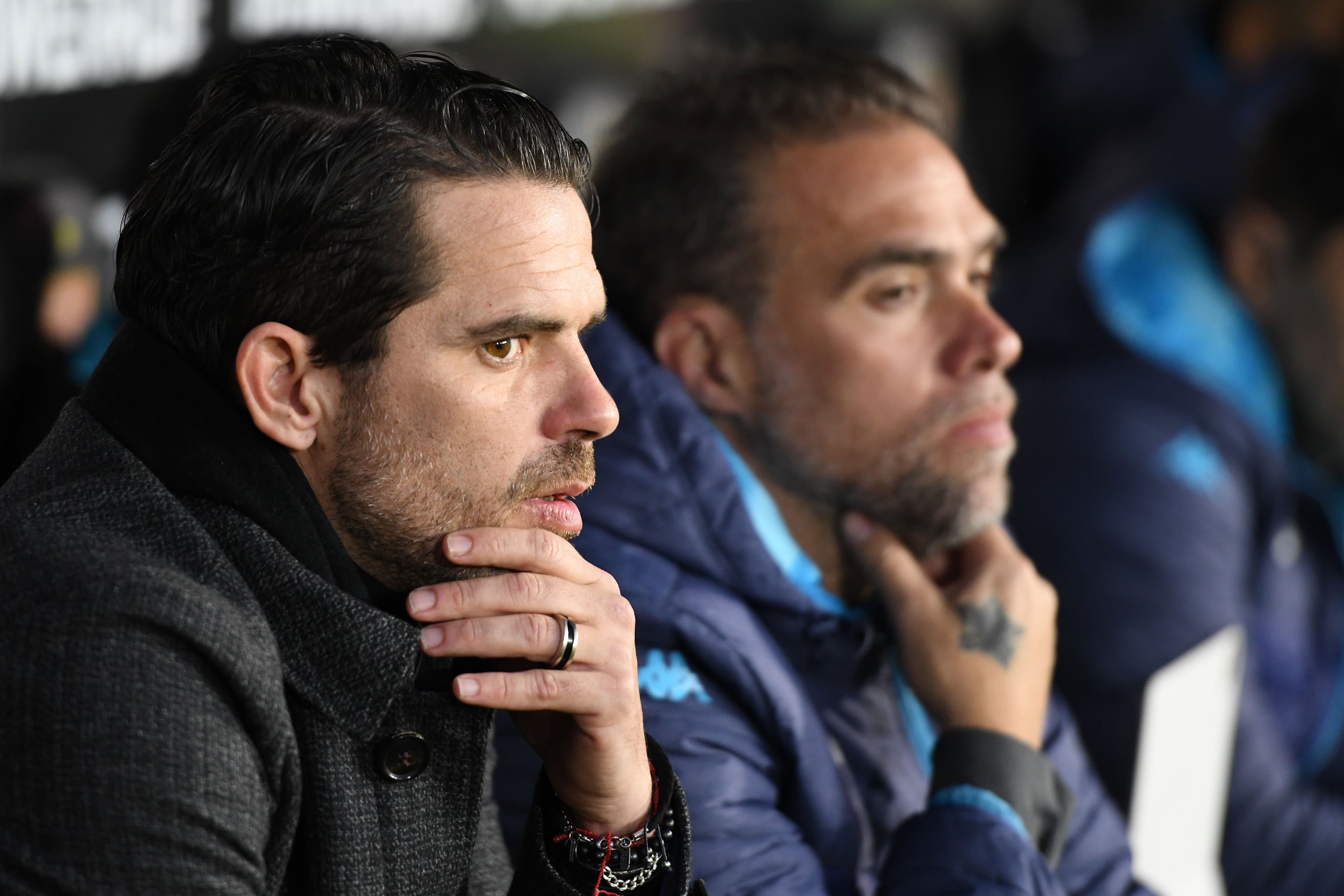 Fernando Gago junto a su ayudante de campo Federico Insúa.