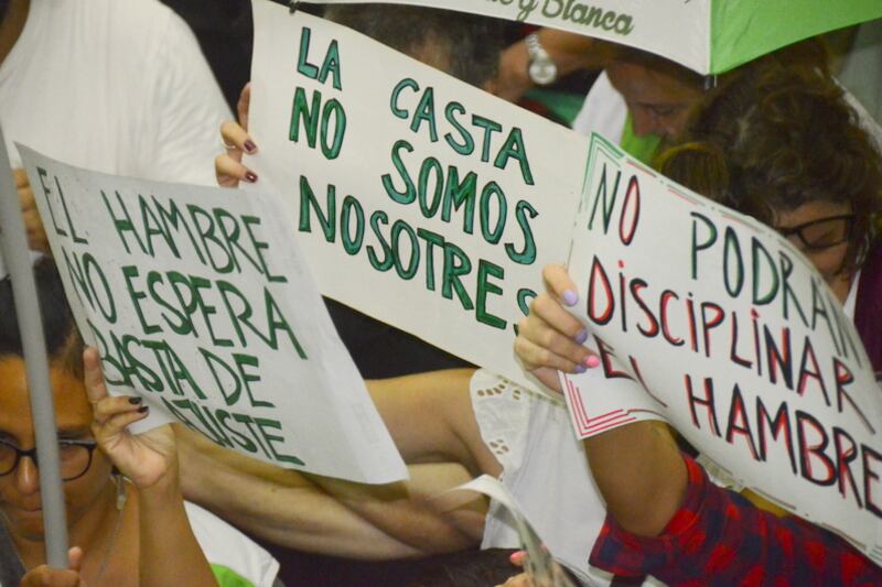 Despido masivo y demonización de trabajadores y trabajadoras del Estado, es desguace destructivo que desprotege a las personas más vulnerables.