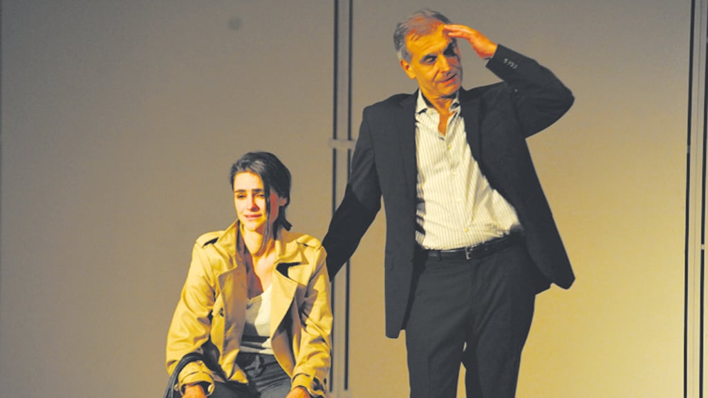 Paraty se presenta viernes y sábados en la Sala Alberdi.