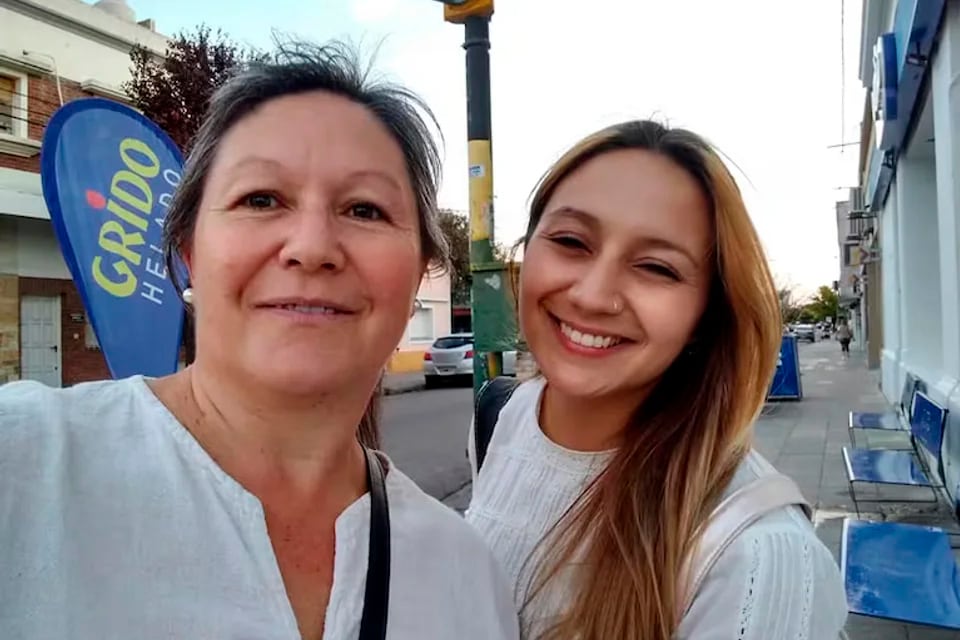 Los cuerpos de las dos mujeres fueron encontrados dentro de su casa, calcinados.