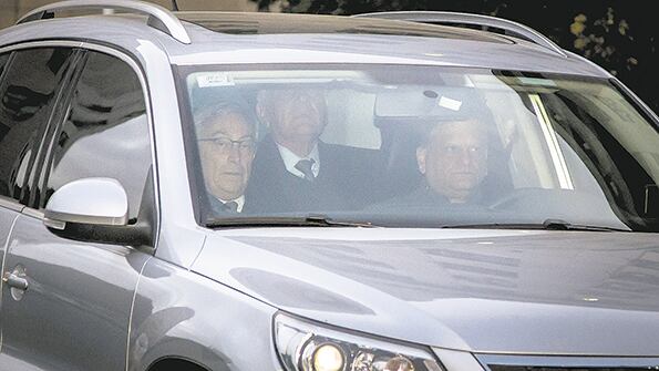 El empresario Aldo Roggio se retira de Tribunales en su camioneta luego de declarar en el Juzgado de Bonadio.