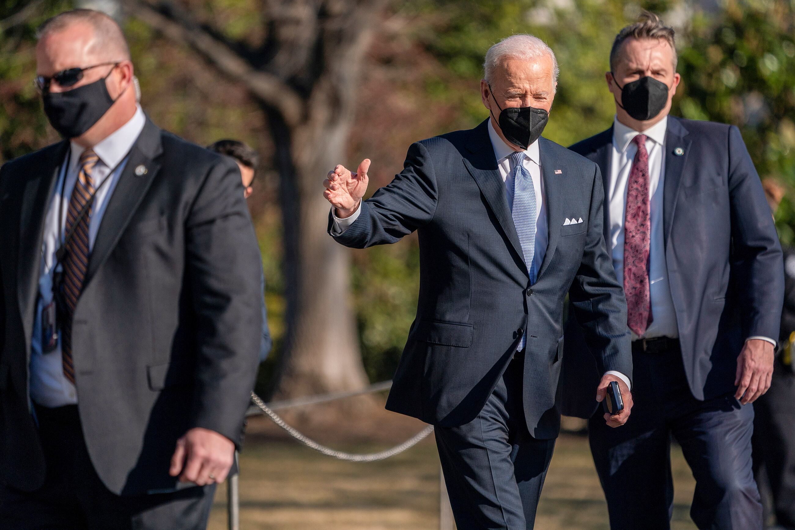 Biden incautó 7.000 millones de dólares del banco central de Afganistán