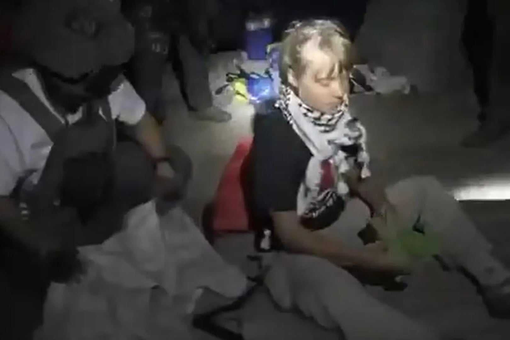 Greta Thumberg en la flotilla de ayuda humanitaria detenida antes de llegar a Gaza.