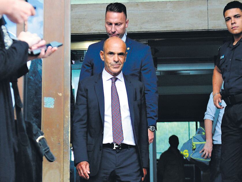 El titular de la AFI, Gustavo Arribas, con buenos amigos en la Justicia.