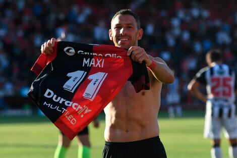 La fiesta que esperan los hinchas: que en el partido despedida de Maxi Rodríguez, esté Messi jugando con la camiseta de Newell's. 