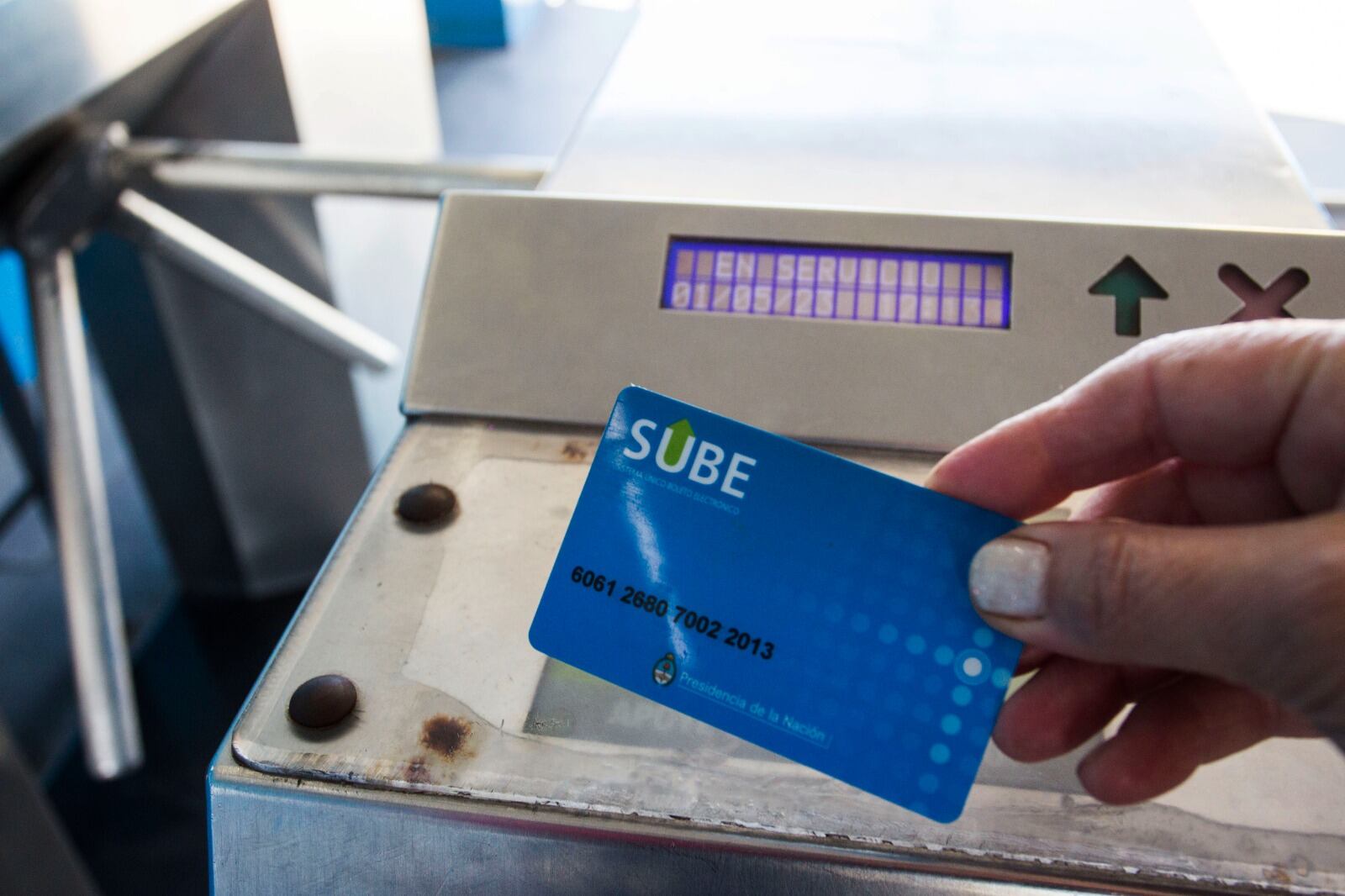 Mayo comienza con aumentos en salud, transporte, educación y servicios públicos