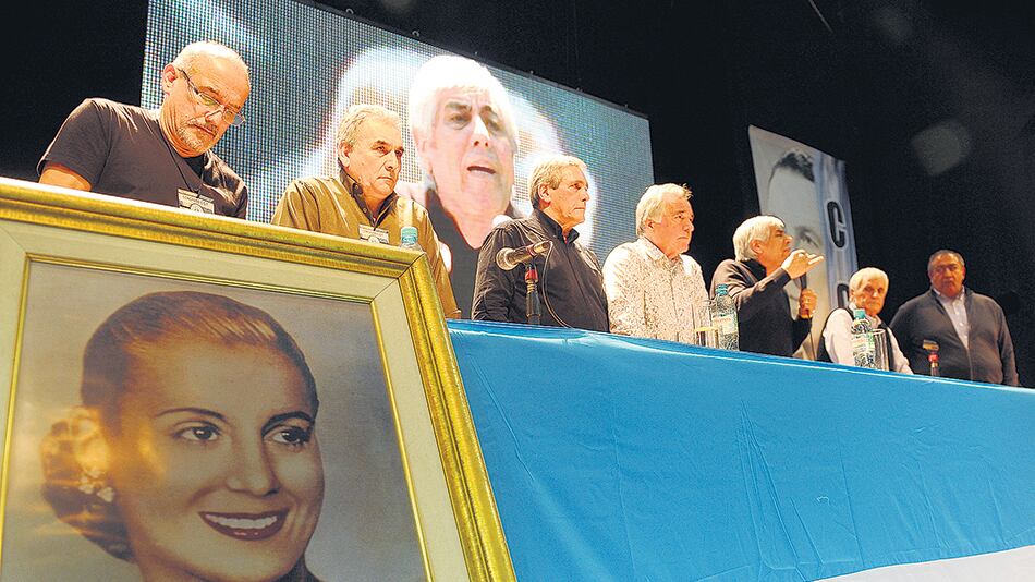 El consejo directivo de la CGT llega a la reunión de hoy con posiciones divididas.