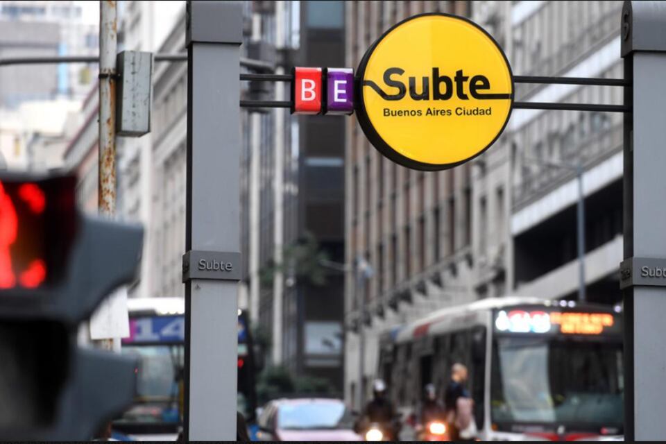 En total, son 11 las estaciones donde se liberarán los molinetes durante dos horas y media.