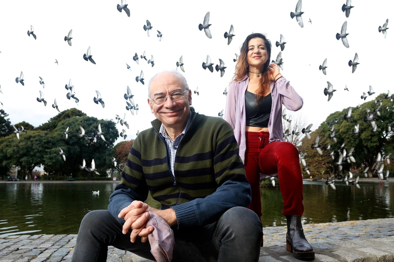 "Es una invitación a reflexionar sobre qué es la identidad”, dicen Rivera López y Villamayor.