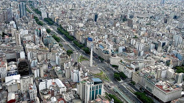 Gran parte del ajuste caerá sobre los salarios públicos y las áreas de vivienda, trabajo, educación, salud y cultura.