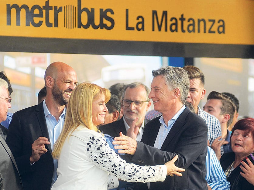 Mauricio Macri y Verónica Magario compartieron ayer el acto de la inauguración de Metrobus.