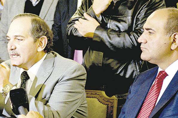 El ex gobernador Alperovich y su sucesor, Manzur, juntos en Tucumán durante la gestión del primero.