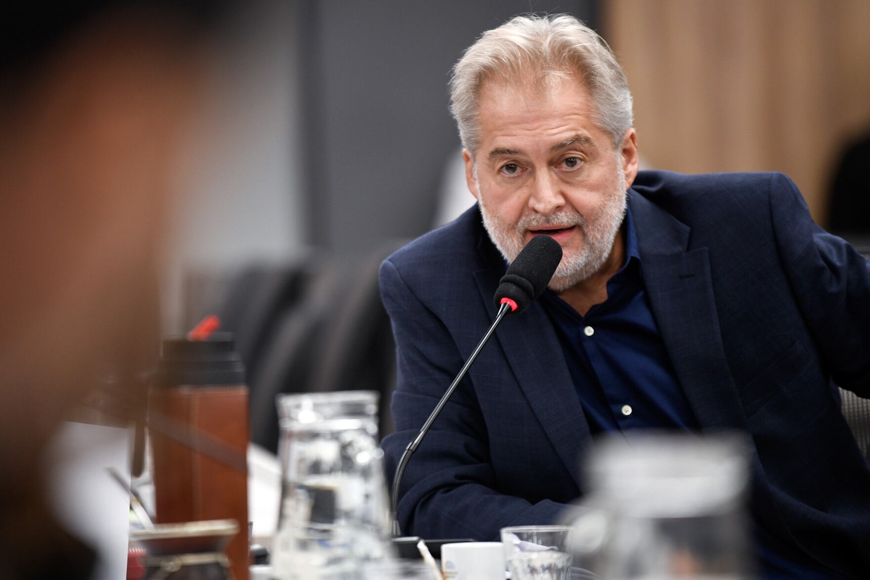 El diputado Mirabella llevó adelante el reclamo.