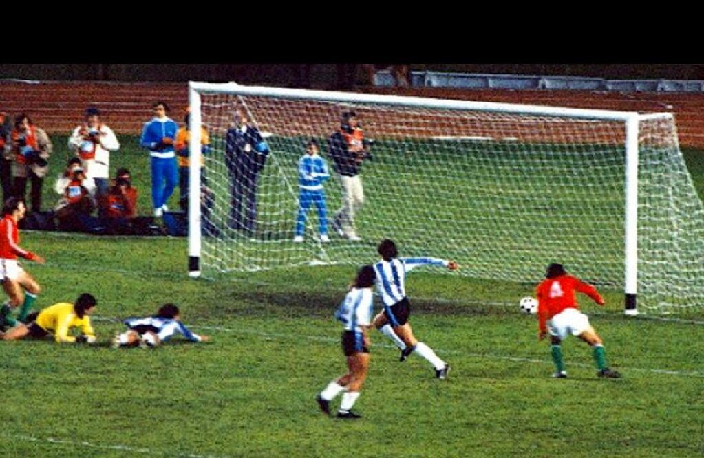 Gol argentino en el debut albiceleste en el Mundial 1978 ante Hungría