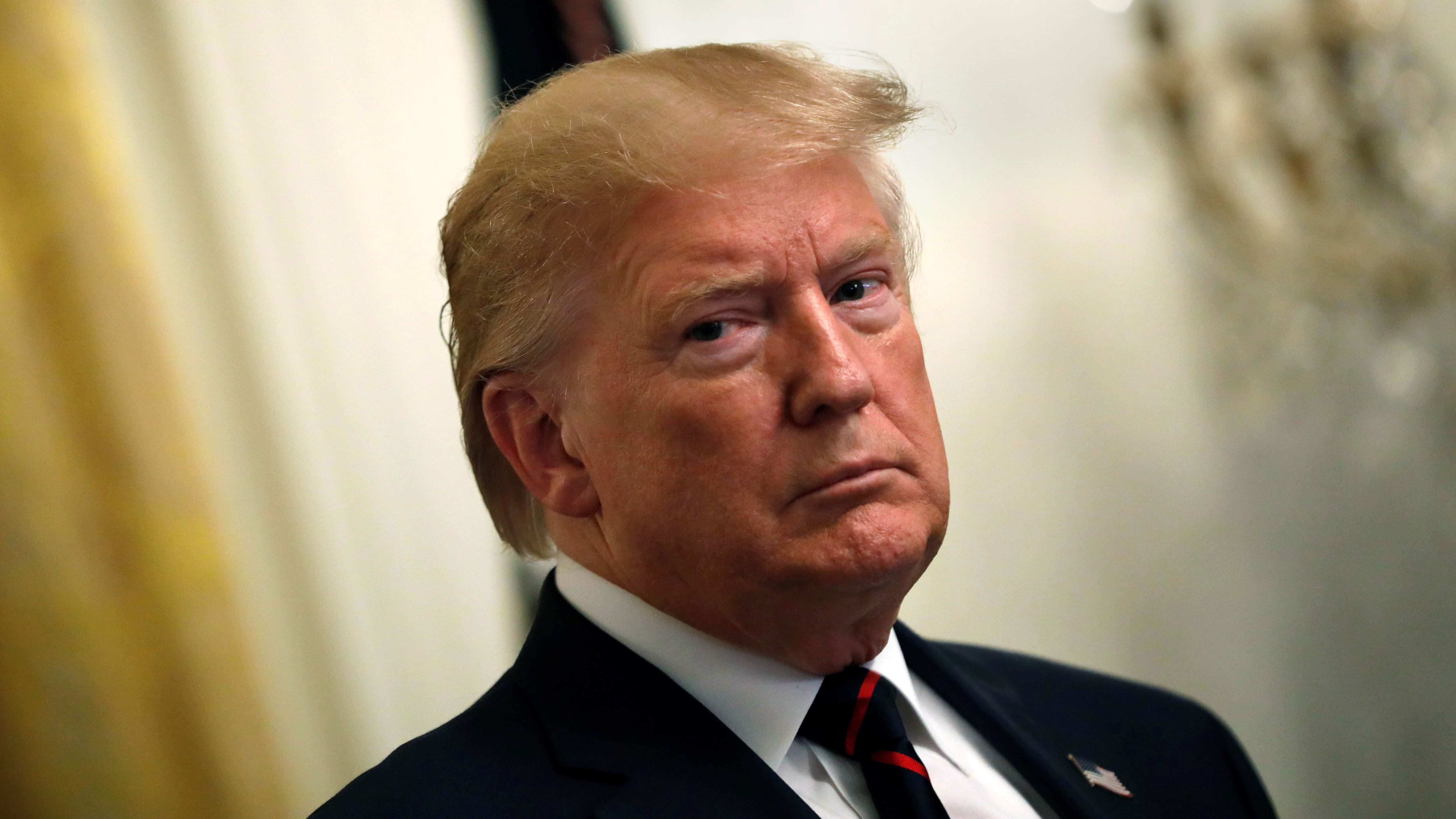 La oposición quiere saber si Trump puso en peligro a la seguridad nacional