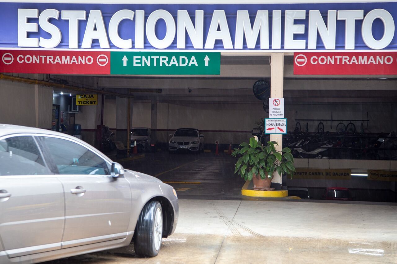 El hecho se produjo el viernes 19 de noviembre cuando el adolescente de 17 años golpeó y dejó inconsciente al playero López, de 66 años.