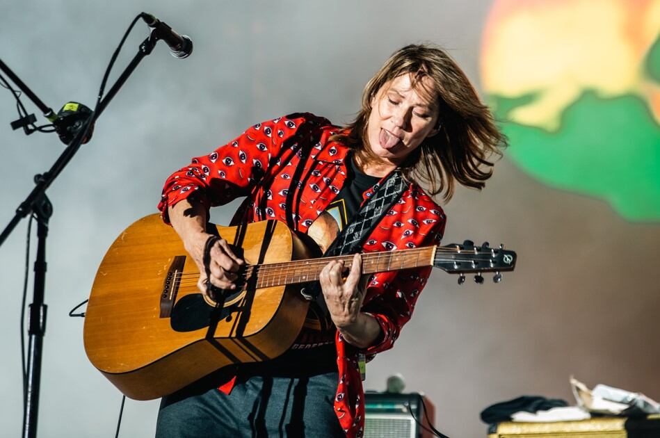 Las ocho canciones del nuevo disco de Kim tienen desde guitarras y ukeleles a una big band.