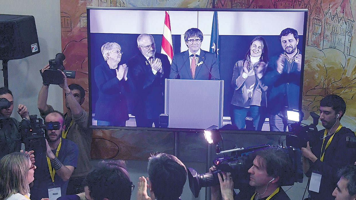 Puigdemont, exiliado en Bélgica, será promovido por los independentistas como president.