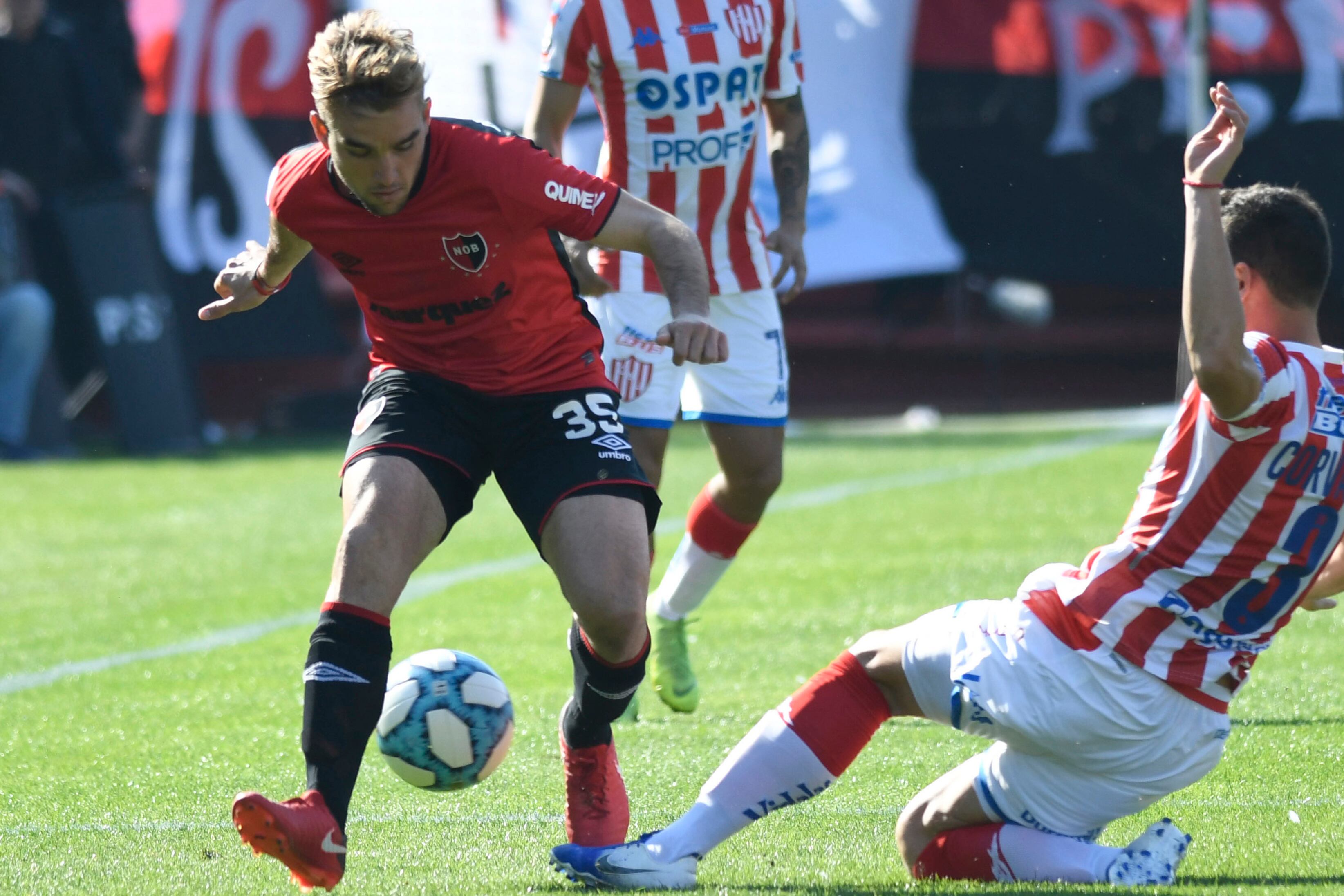 Facundo Nadalín, protagonista en el triunfo de Newell's.