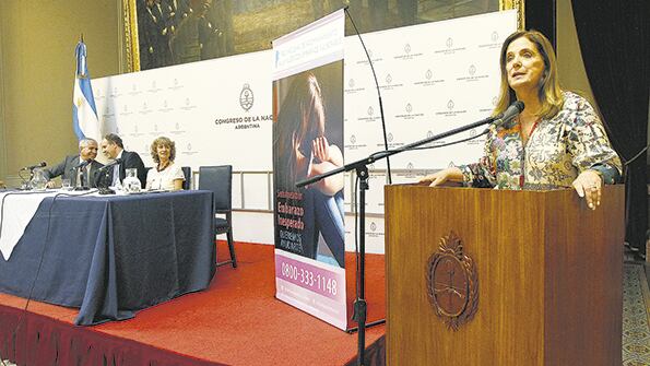 La presentación del convenio se hizo en el Salón de los Pasos Perdidos de la Cámara de Diputados.