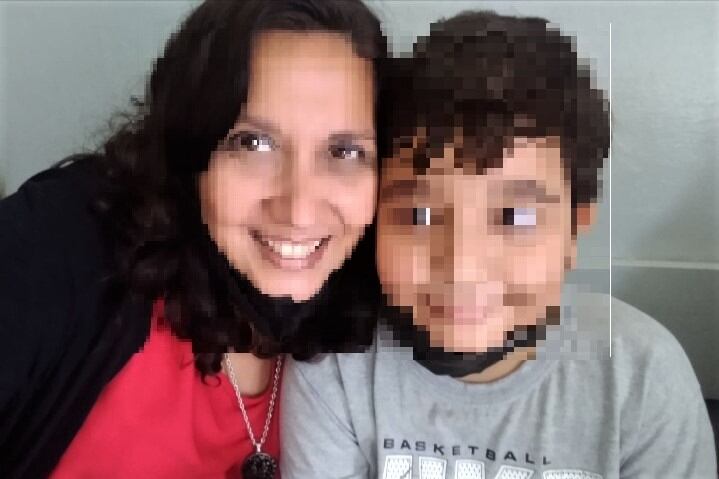 Felicidad en el reencuentro entre Carla y su hijo.