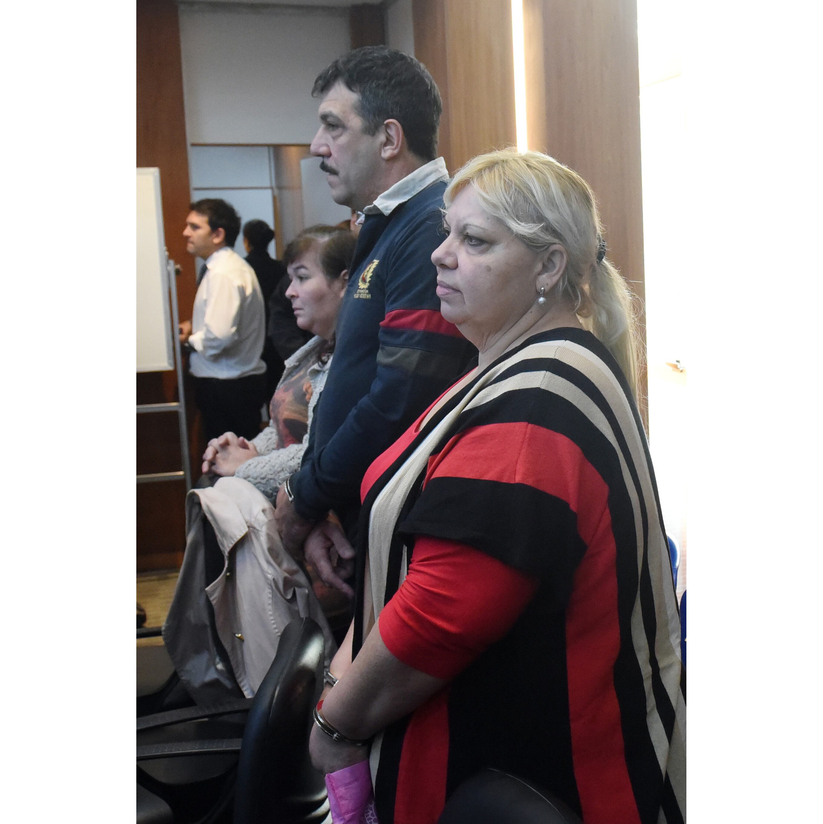 Rusñisky es enjuiciada por aborto seguido de muerte.