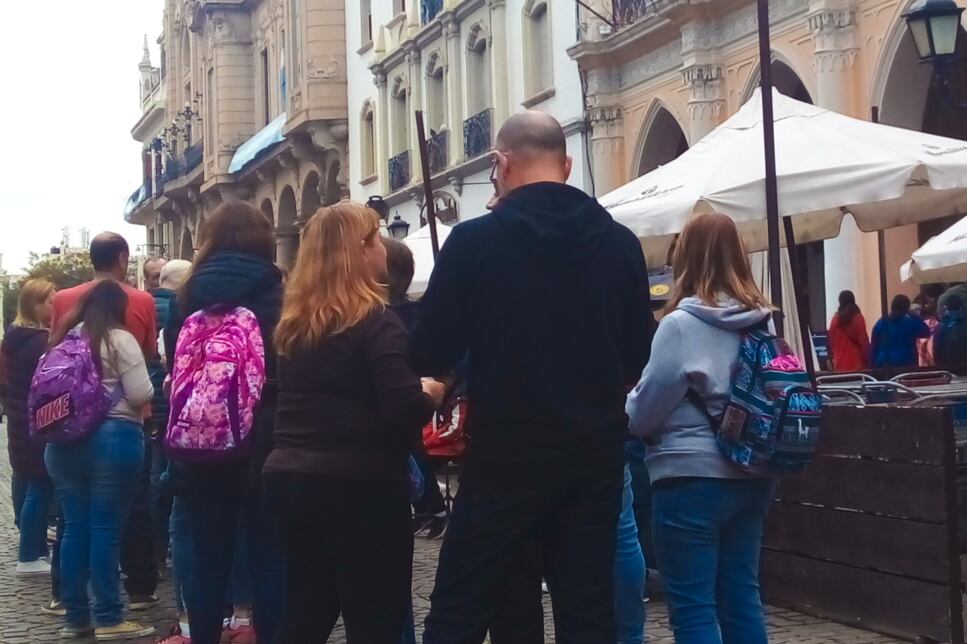 Largas filas frente al MAAM durante el último receso de julio.