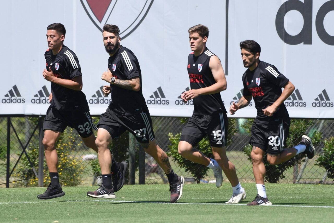 El entrenamiento de River en Ezeiza.
