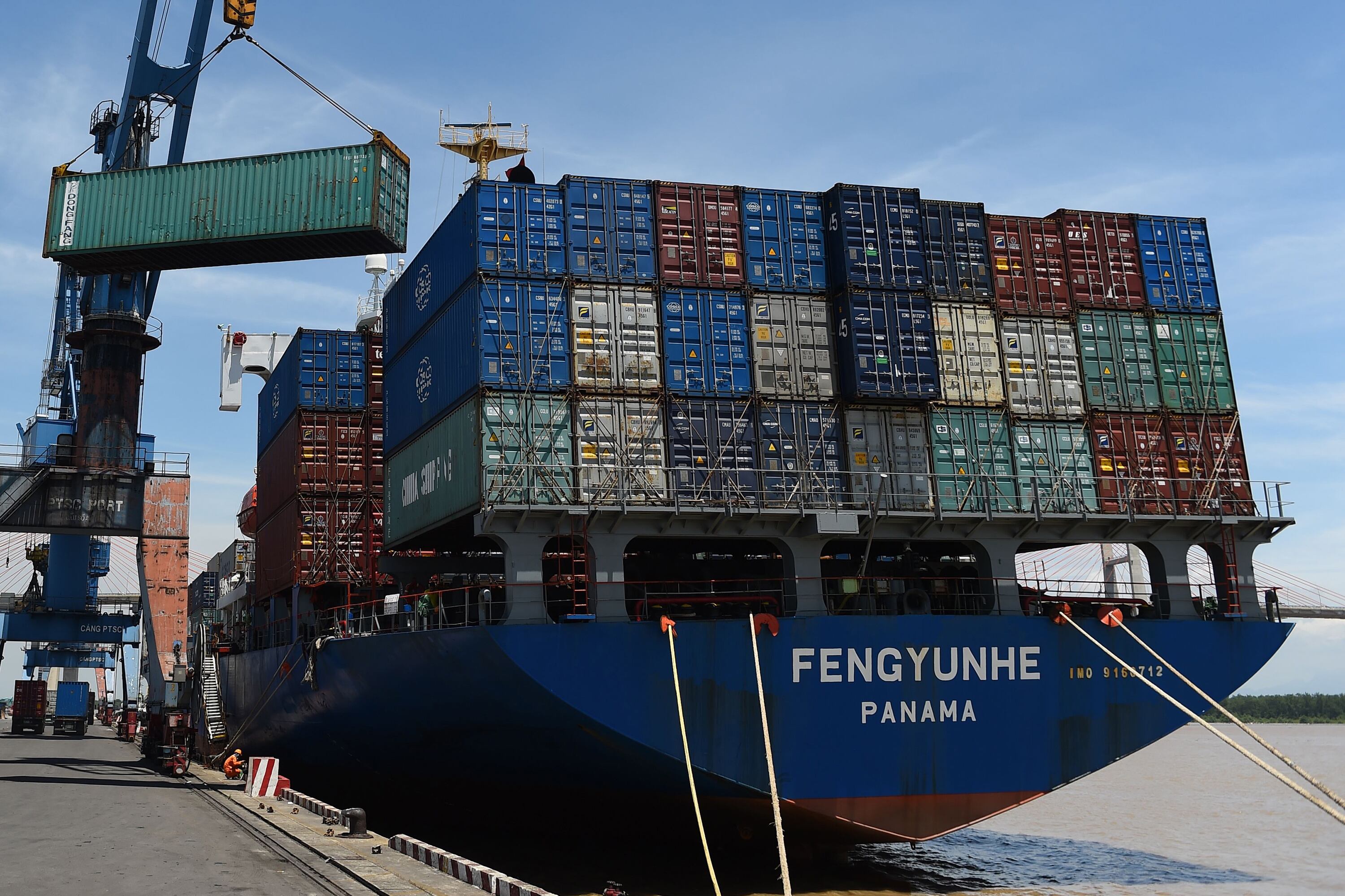 En 2024, el déficit comercial de EE.UU. superó los 130.000 millones de dólares.