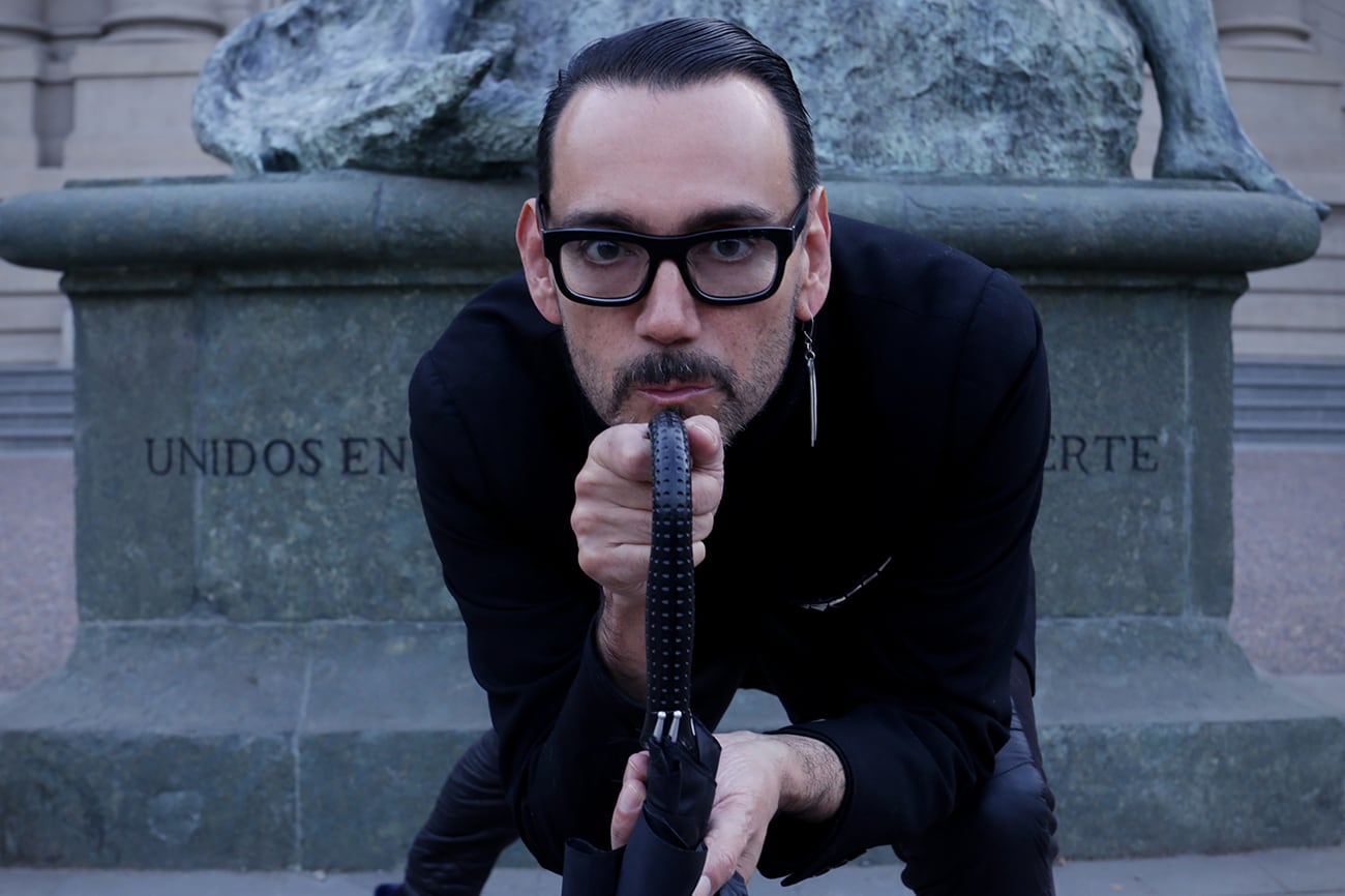  Juan Pablo Sutherland es escritor chileno y militante lgbti