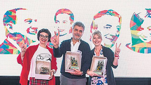 Premiados: Daniel Filmus, Cristina Álvarez Rodríguez y Gisella Marziotta.
