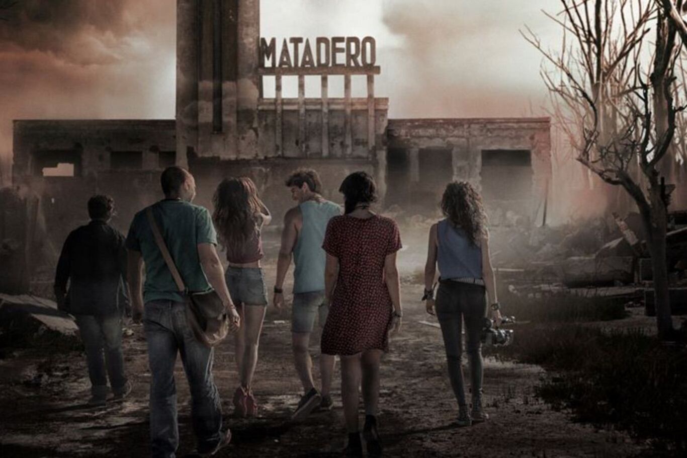 Un grupo de jóvenes llega a Epecuén a documentar el presente del pueblo inundado en 1985.