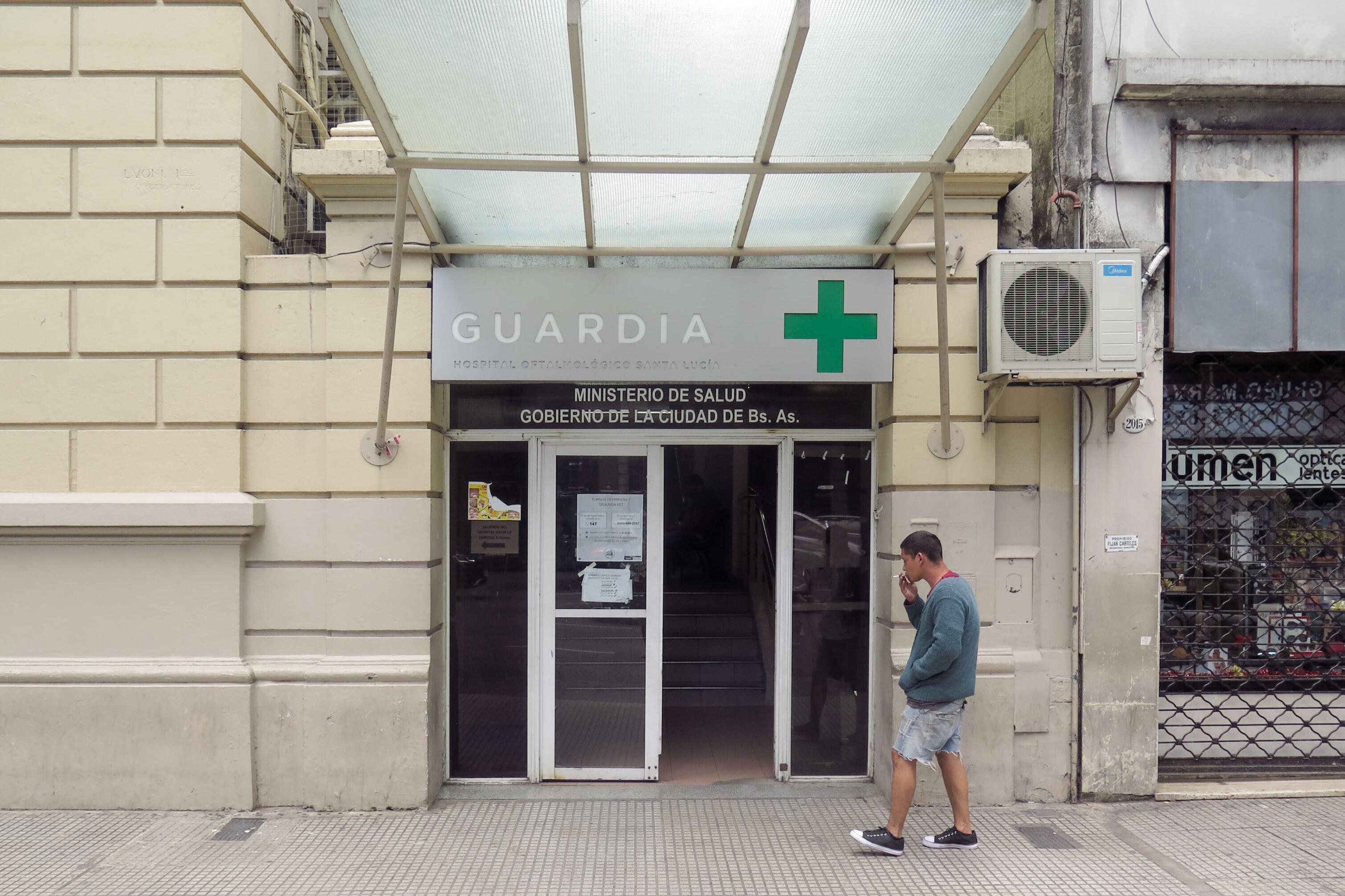 En el Hospital Oftalmológico Santa Lucía se atendieron a once personas