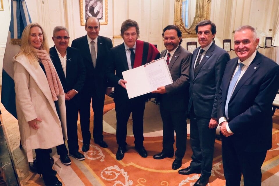 La entrega del Pacto de Güemes