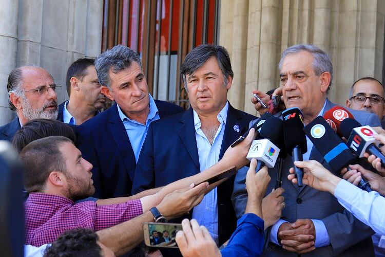 La Mesa de Enlace confirma que la soja deberá tributar el 33 por ciento.