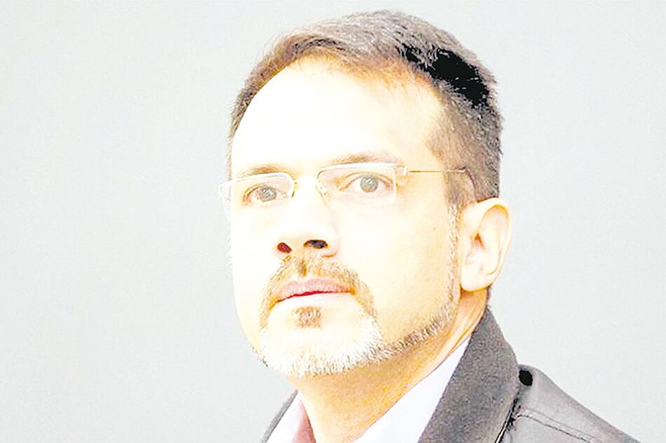 El ginecólogo Rodríguez Lastra reconoció que impidió el embarazo “para evitar que el cuadro se complique”.