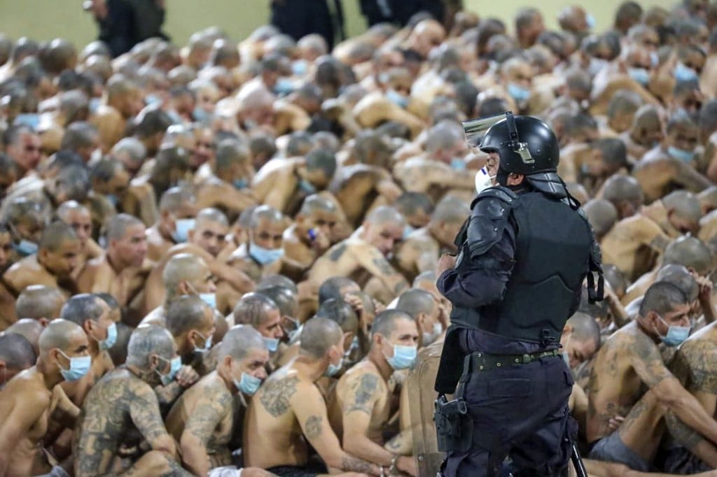 Las fotos correponden a un reportaje gráfico de AFP en las cárceles de El Salvador.