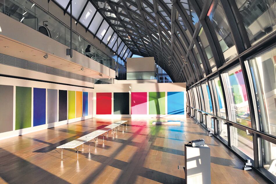 Parte de la serie Art forum de Juan José Cambre.