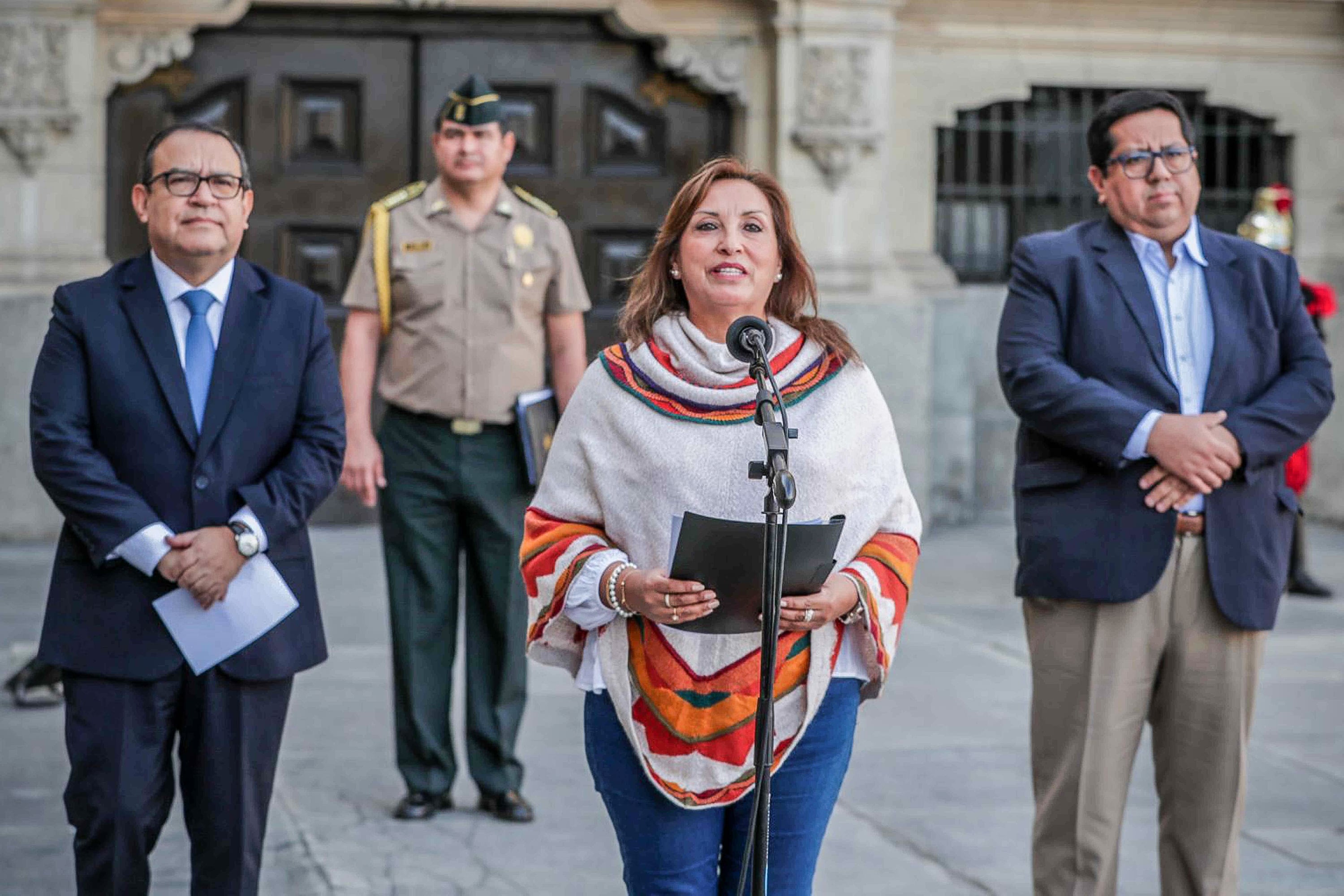 Dina Boluarte anunció que no insistirá con el adelanto de las elecciones.  