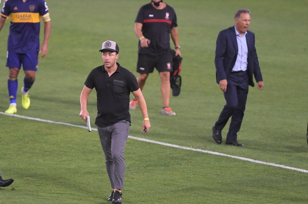 Damonte se fue expulsado en el entretiempo por insultar al árbitro Penel.