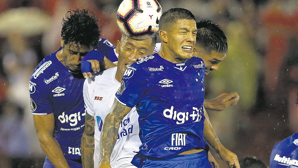 Huracán-Cruzeiro, el partido que disparó la polémica.
