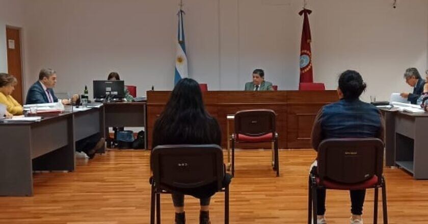 Audiencia de juicio contra dos mujeres