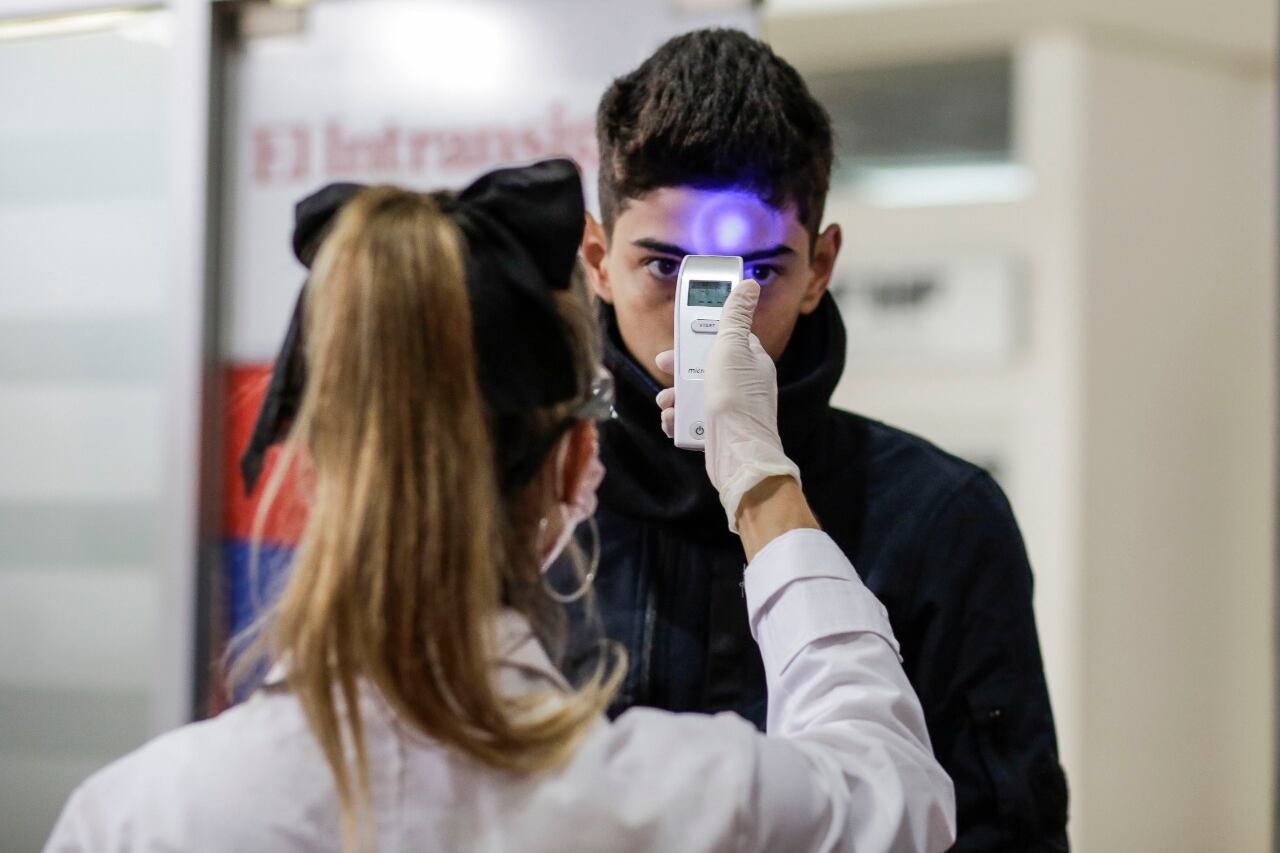 La mayoría de la población acuerda con la cuarentena.