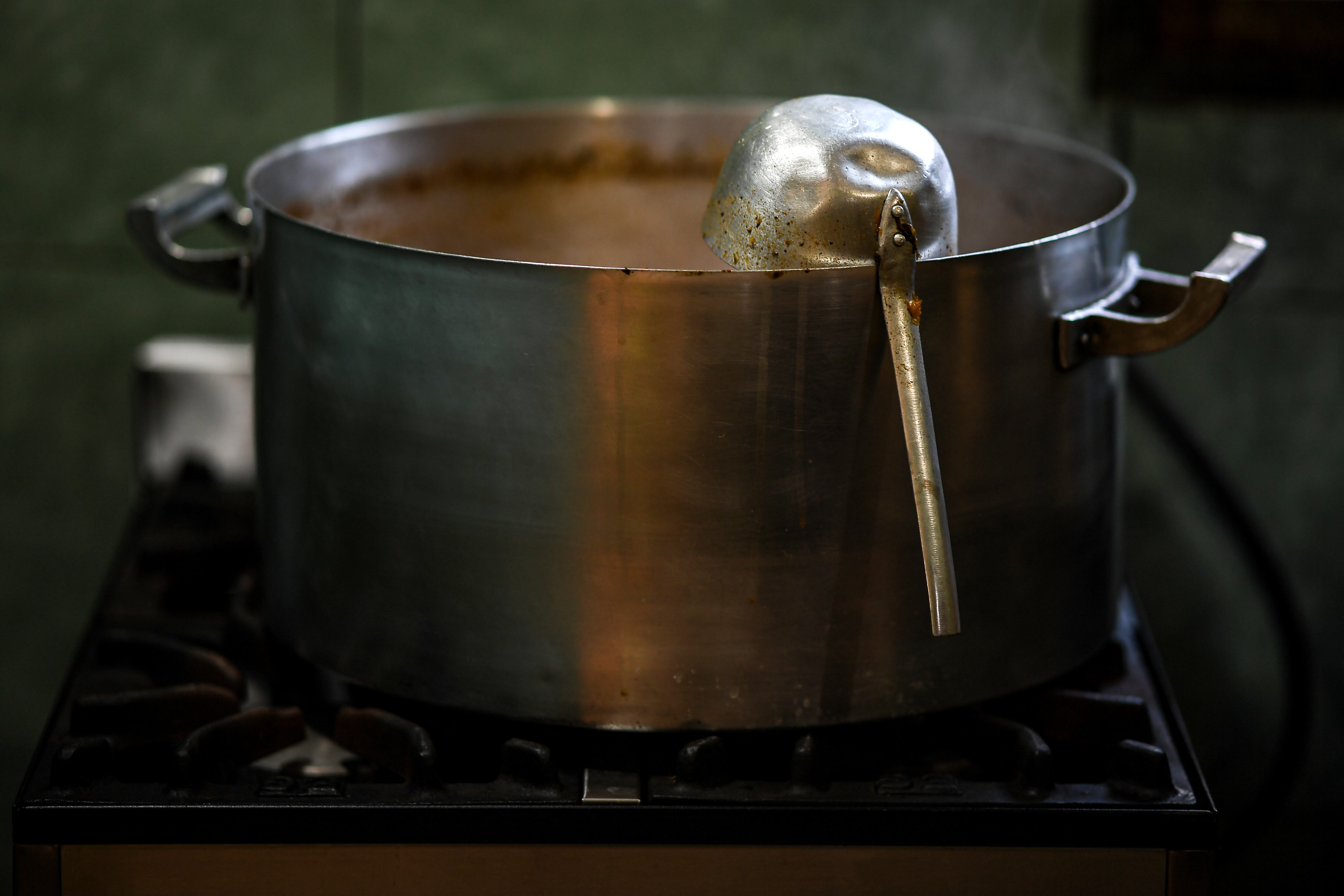 El conurbano bonaerense es la región urbana más afectada por el hambre, con el 27,4 por ciento de la población afectada.