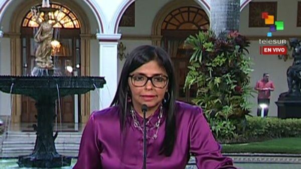 La canciller venezolana, Delcy Rodríguez, denunció que "está en plena ejecución un plan, un guión preestablecido".