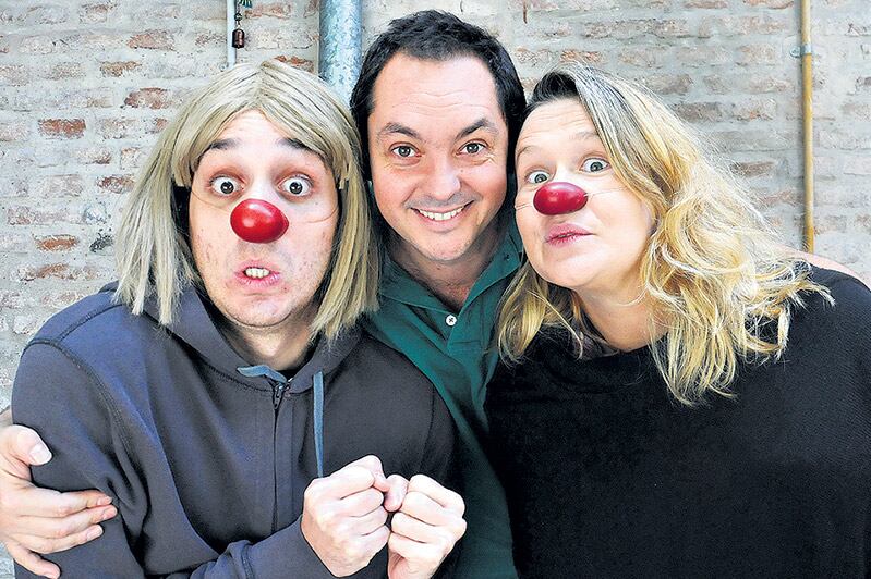 Tierra partida se presenta los sábados en La Carpintería. Patriada se reestrenará próximamente.