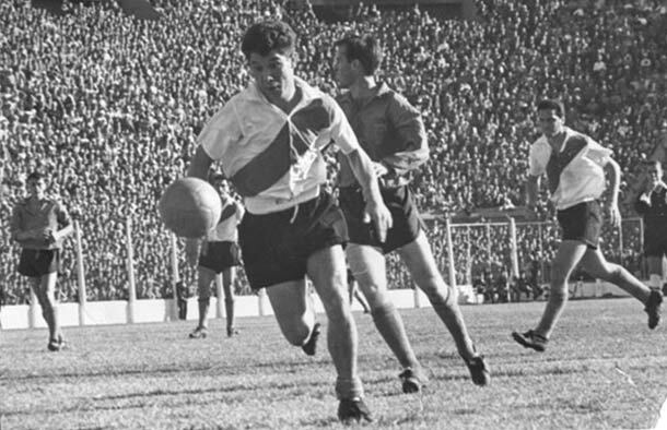 Enrique Omar Sívori murió el 17 de febrero de 2005