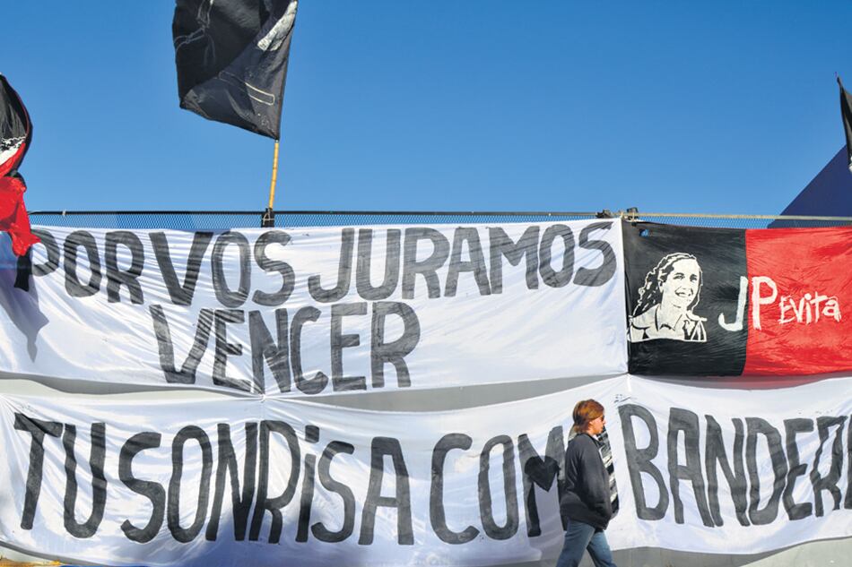 La despedida tuvo el contenido político del reclamo contra el machismo.