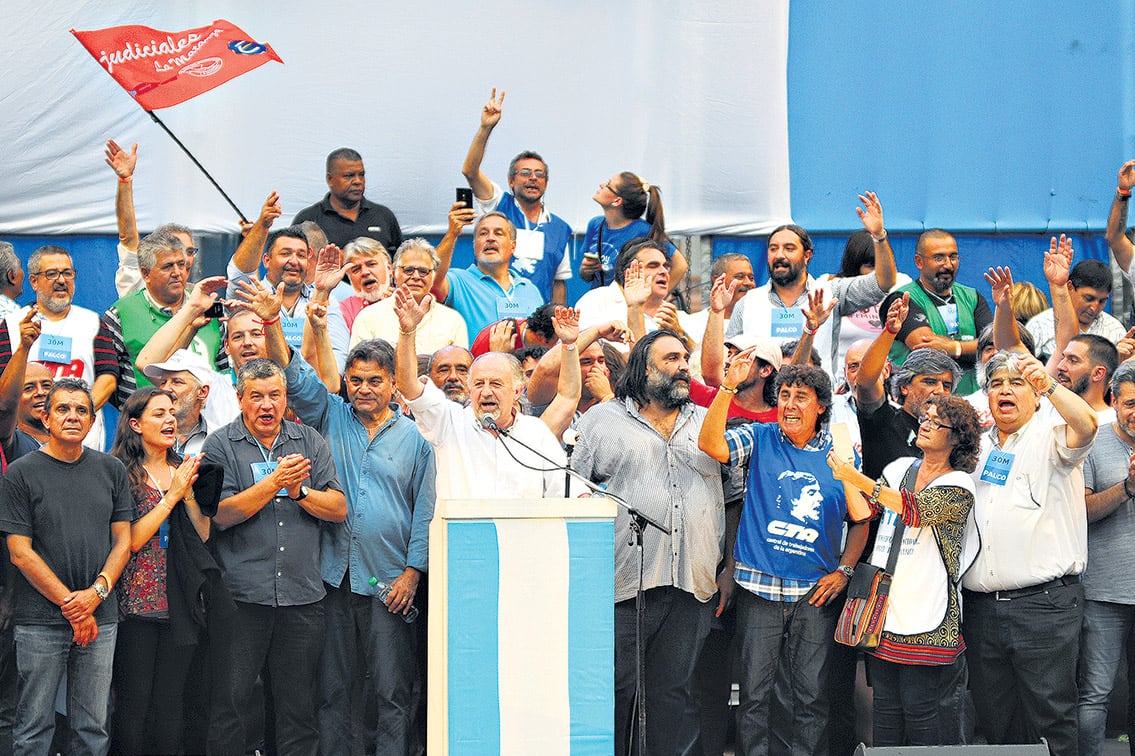 La marcha de las CTA marcó el cierre de un marzo signado por las movilizaciones masivas.