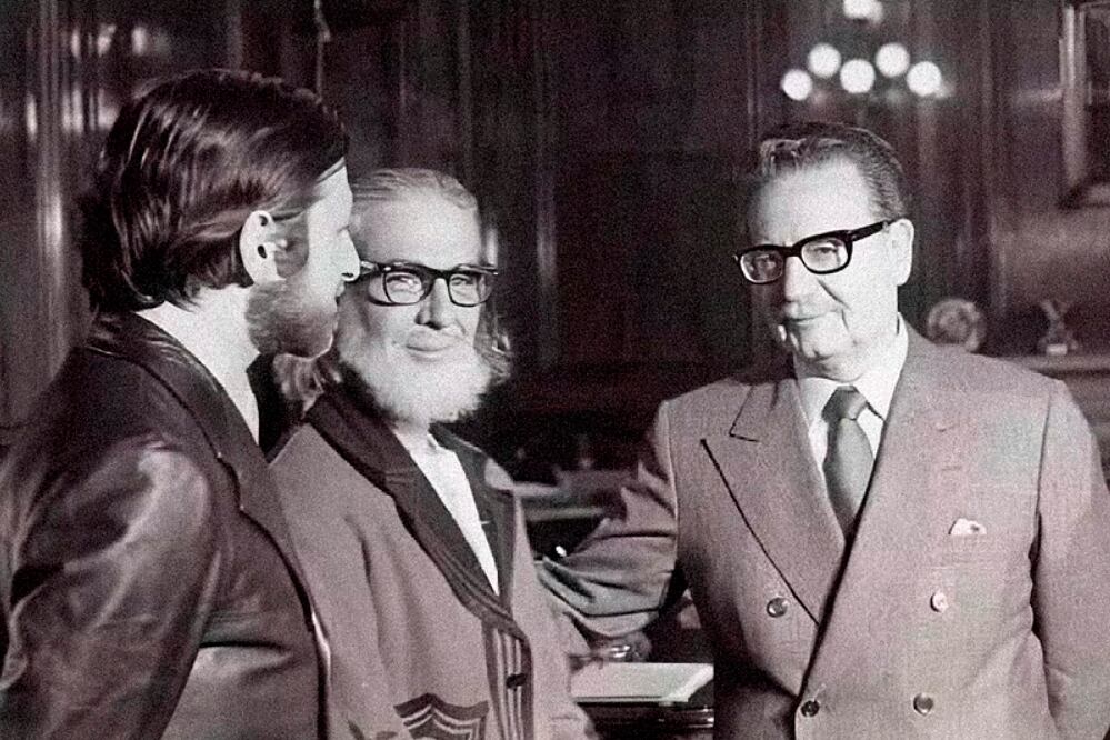 Ariel Dorfman junto al poeta nicaragùense Ernesto Cardenal y el presidente de Chile Salvador Allende en 1972